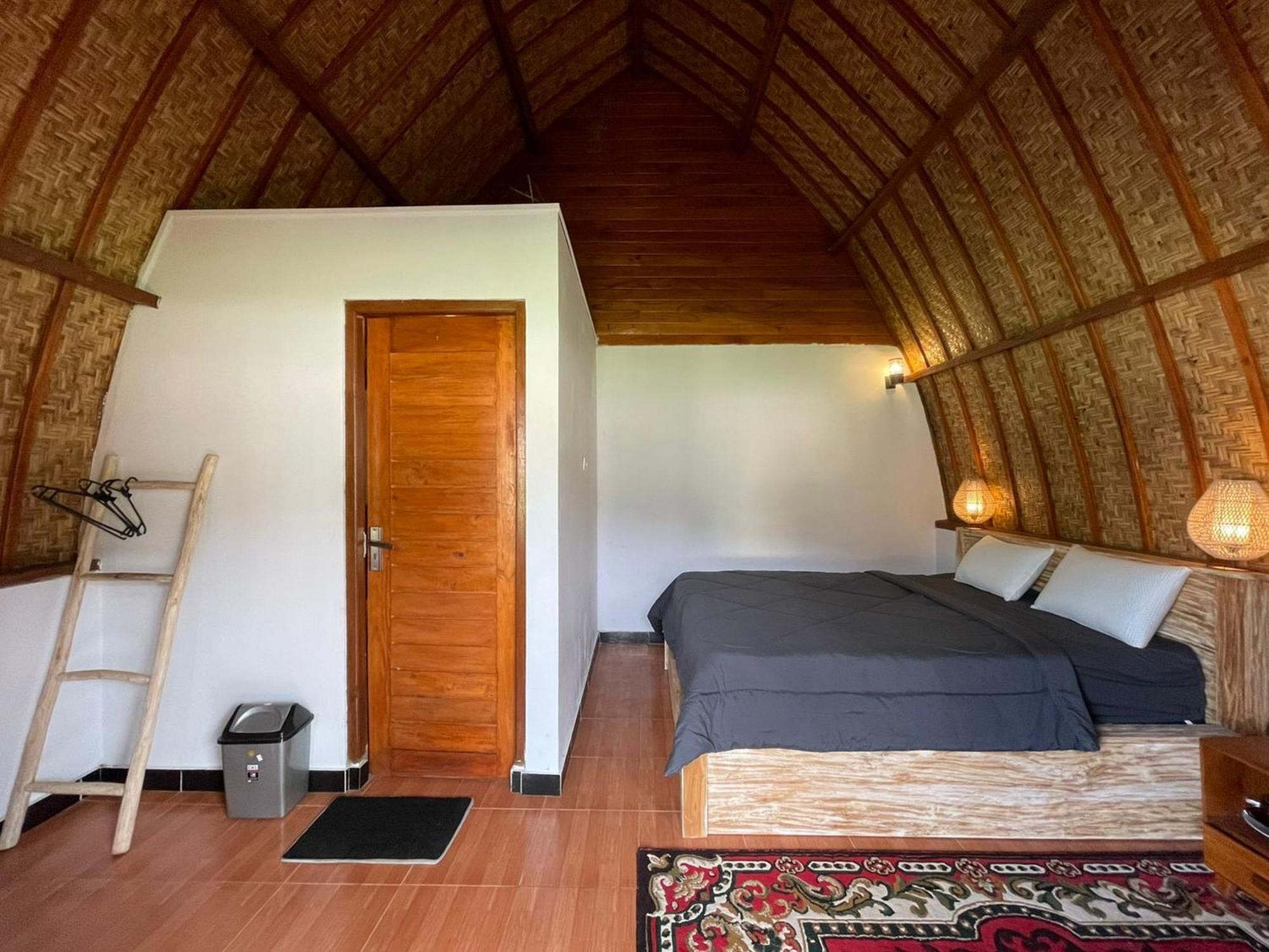 Volcano Cabins Kubupenlokan Екстериор снимка